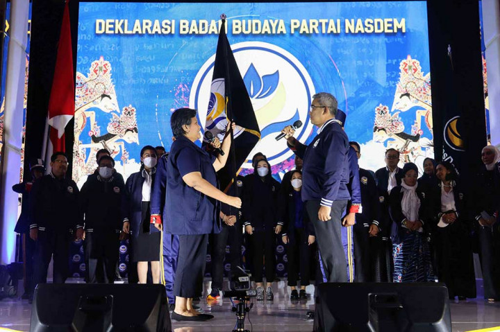 Partai NasDem mengukuhkan pengurus Dewan Pimpinan Pusat (DPP) Badan Budaya NasDem periode 2022 2024 di Ballroom NasDem Tower, Jakarta, Jumat, 28 Oktober 2022. Prosesi pengukuhan dipimpin langsung anggota Majelis Tinggi NasDem Lestari Moerdijat.